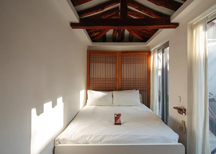 Cheongryang-Anchae 2Br 2Ba Hanok Spa Free Parking