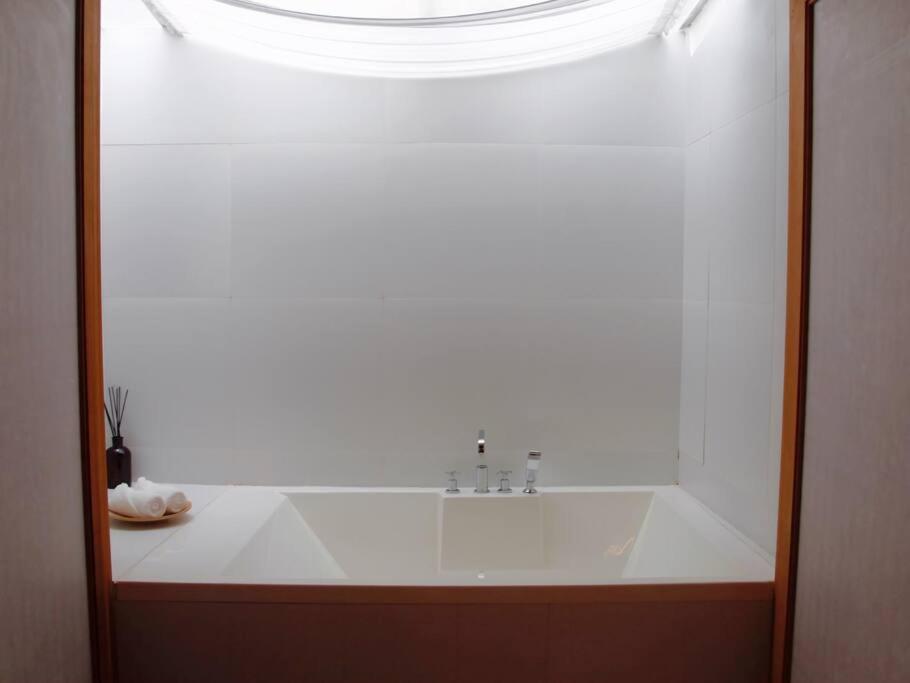 Cheongryang-anchae 2br 2ba Hanok Free Parking