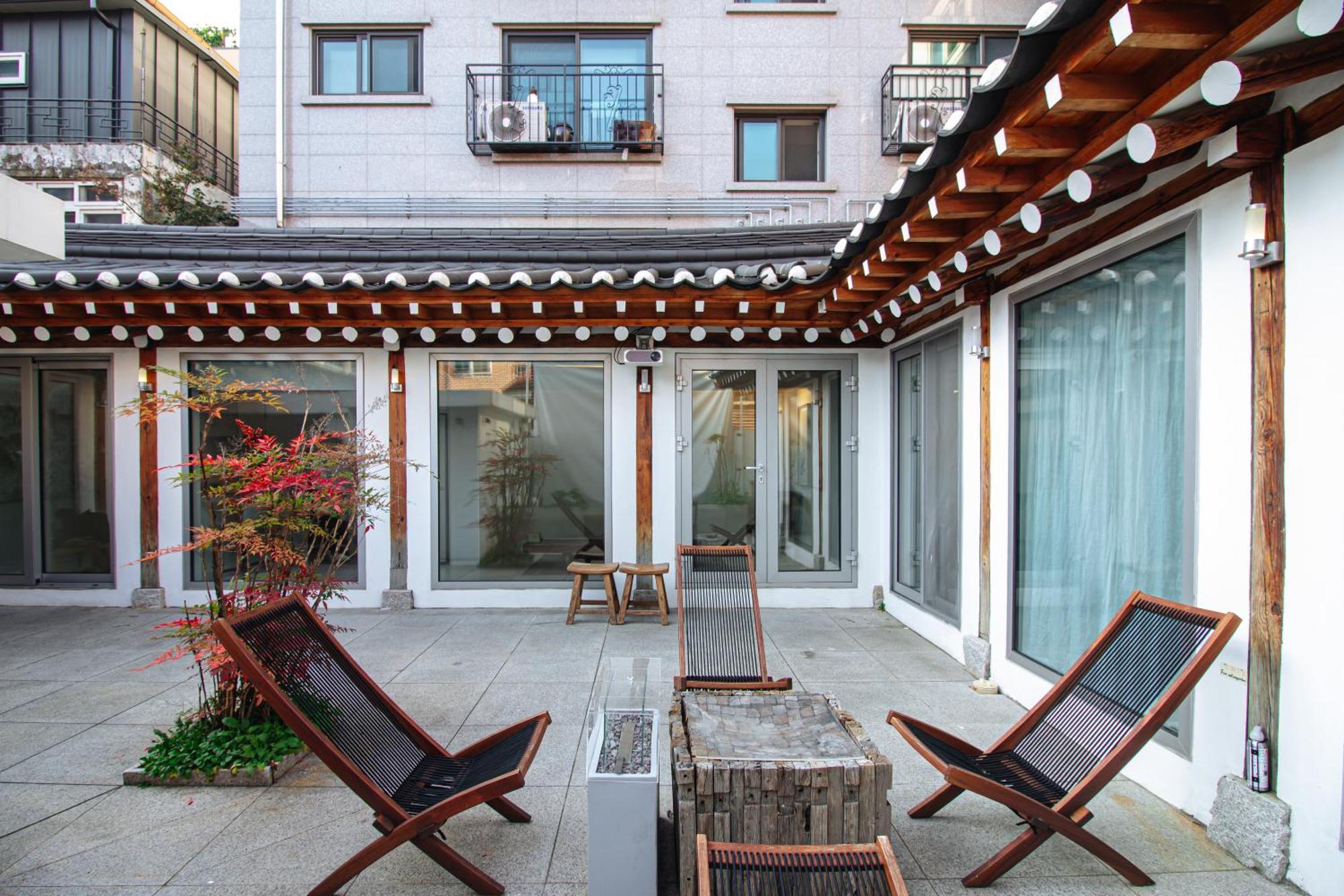 Apartment Cheongryang-anchae 2br 2ba Hanok Free Parking
